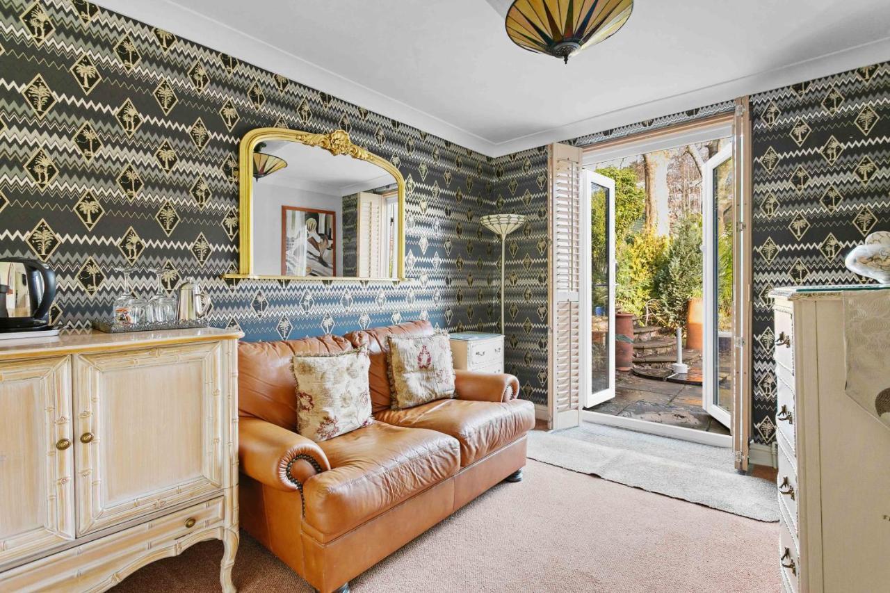 ザ サマヴィル - サウスウェスト B&B オブ ザ イヤー 2011 トーキー エクステリア 写真