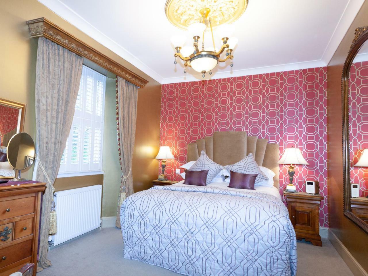 ザ サマヴィル - サウスウェスト B&B オブ ザ イヤー 2011 トーキー エクステリア 写真